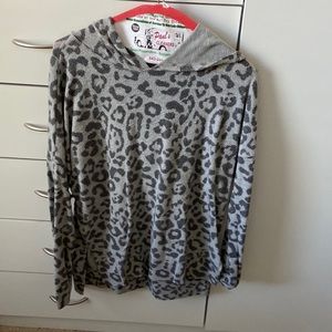 Grey cheetah print sweater with hoodie